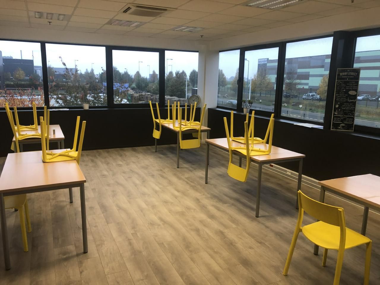 11270 m² pour cetentrepôts classe a en location à Tilloy-lez-cambrai