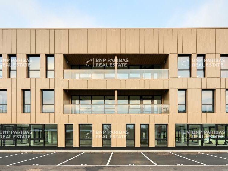 Location Bureaux 2625 m² divisibles 69760 Limonest