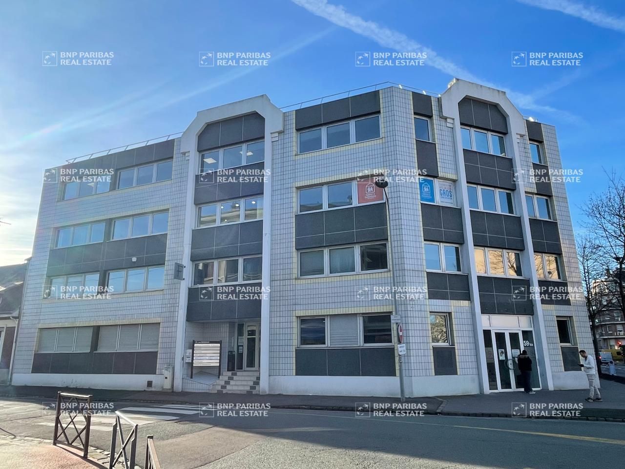Location Bureaux 843 m² divisibles 76100 Rouen