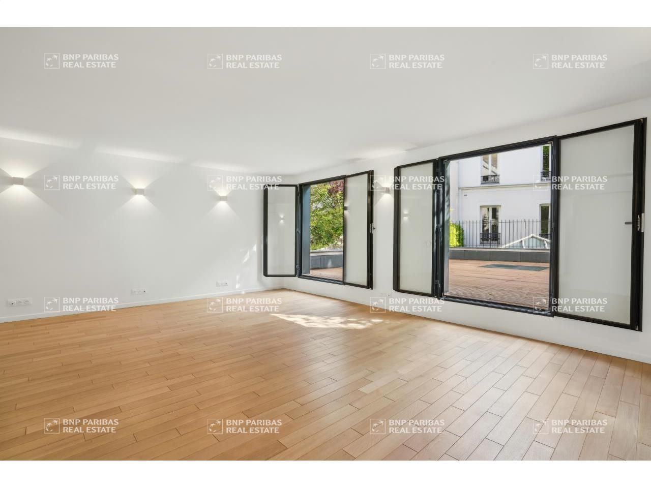 Location Bureaux 375 m² non divisibles 75017 Paris