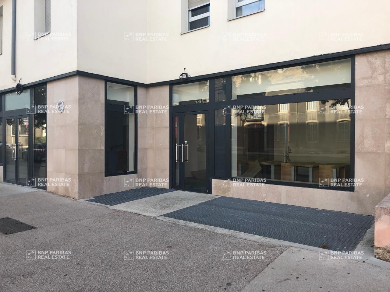 204 m² pour ce bureaux en vente à Dijon