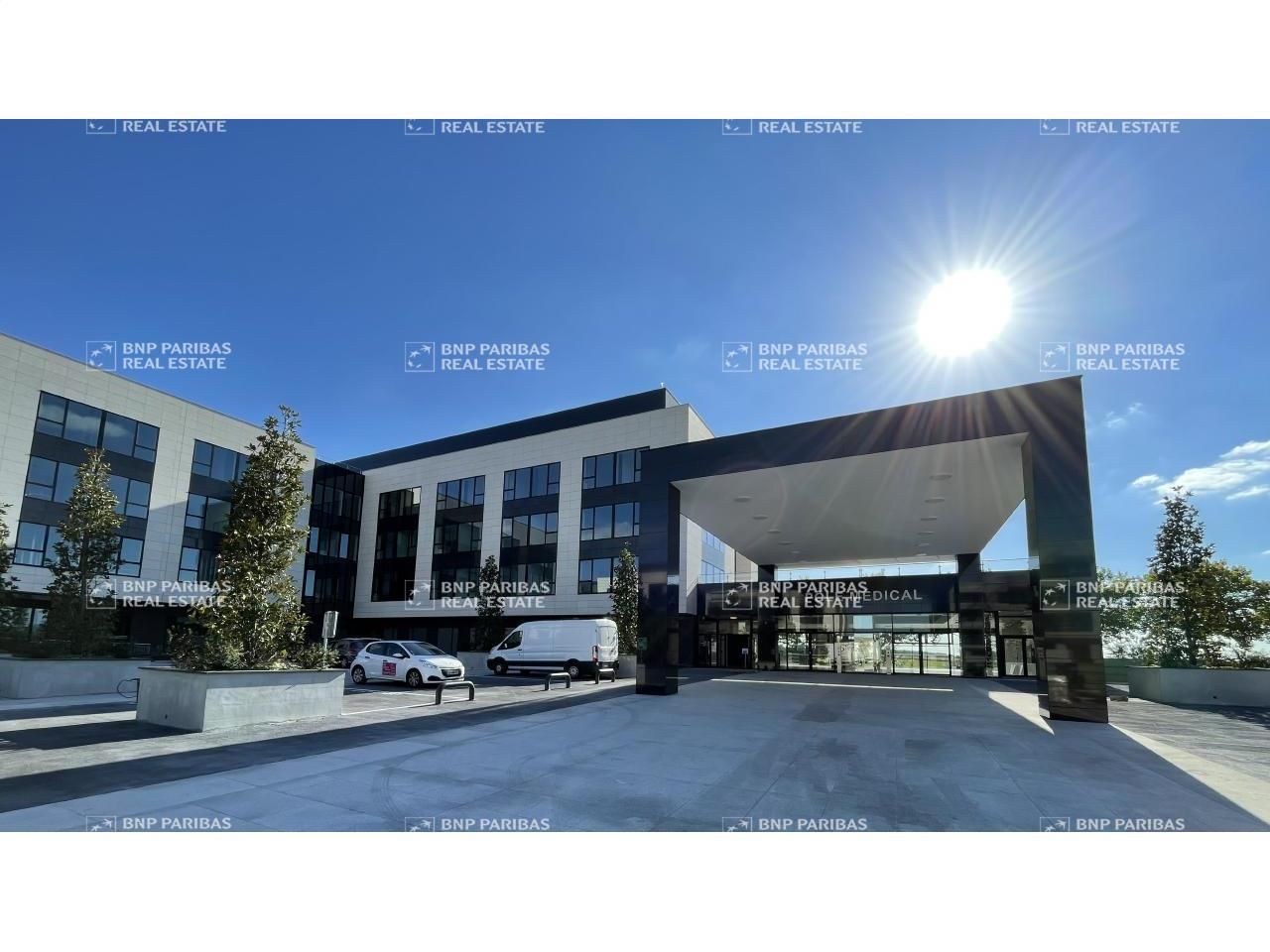 Vente Bureaux 2509.78 m² divisibles 77600 Jossigny