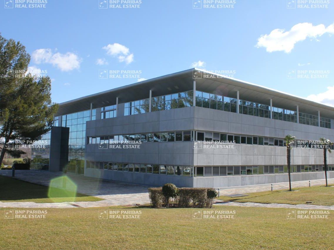 Location Bureaux 3506.82 m² divisibles 13290 Aix-en-provence