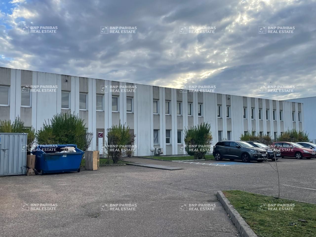 Location Bureaux 200.21 m² non divisibles 45140 Ormes