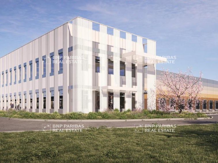 6055 m² pour cetentrepôts classe c en vente à Montaigu-vendée