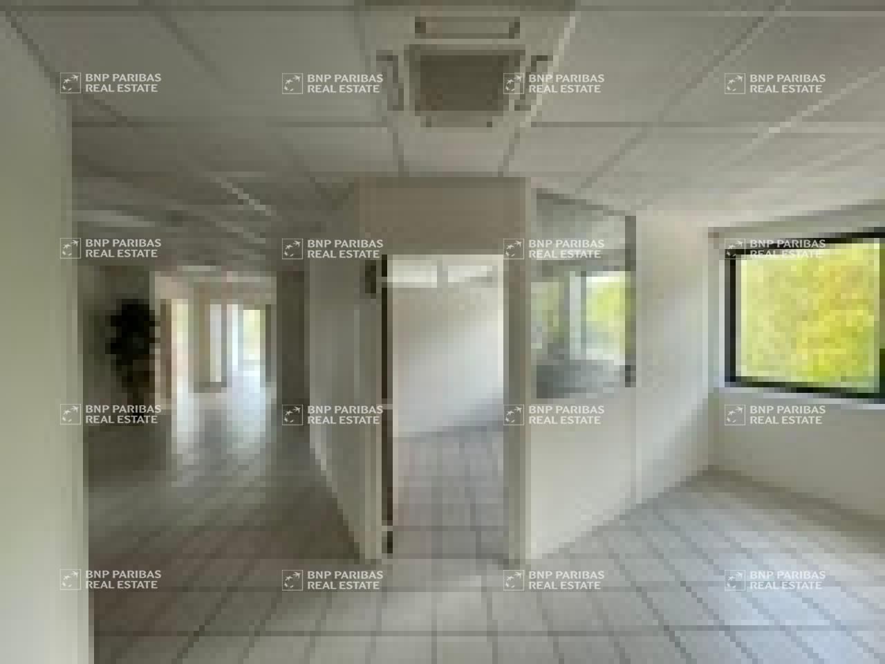 257.5 m² pour ce bureaux en location à Montbonnot-saint-martin