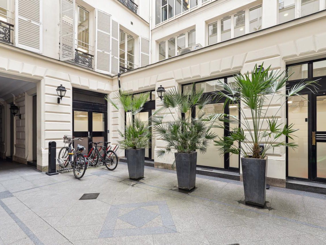 365 m² pour ce bureaux en location à Paris
