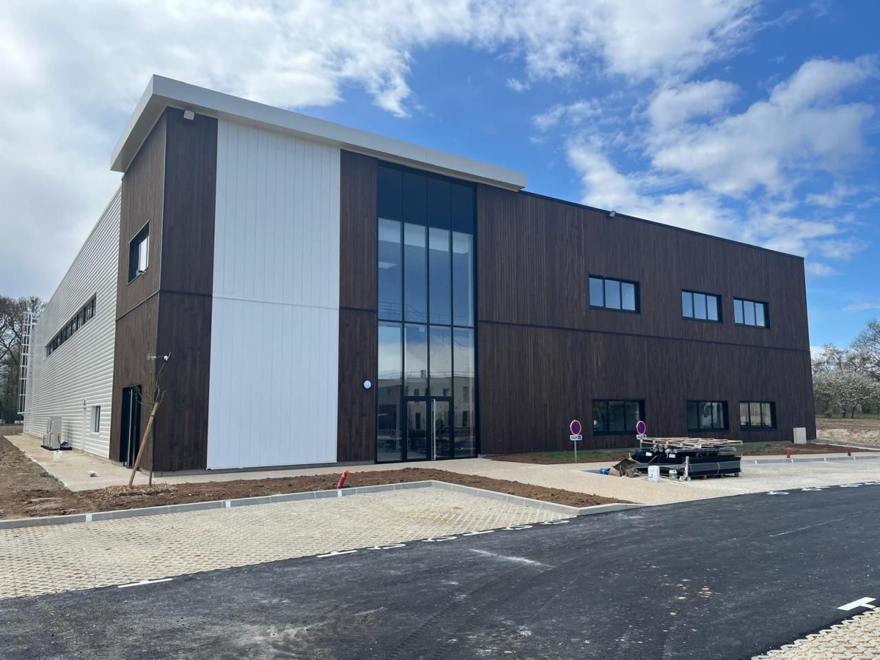 Vente PME-PMI 1921 m² divisibles 91340 Ollainville