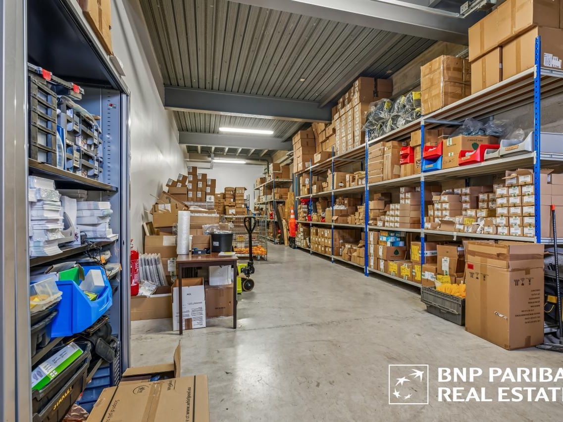 230 m² pour ce pme-pmi en vente à Évry-courcouronnes