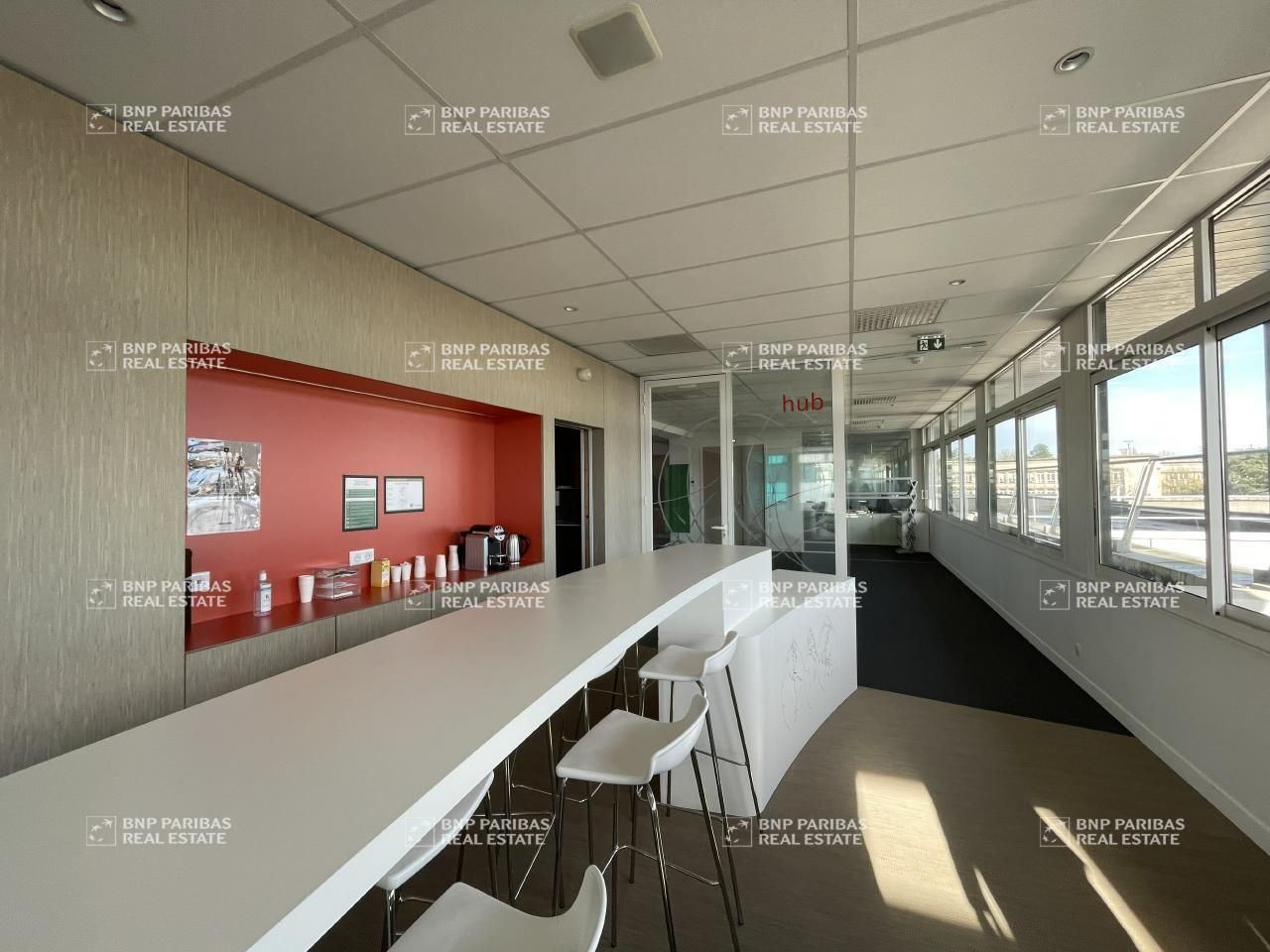 Location Bureaux 3051 m² divisibles 44100 Nantes