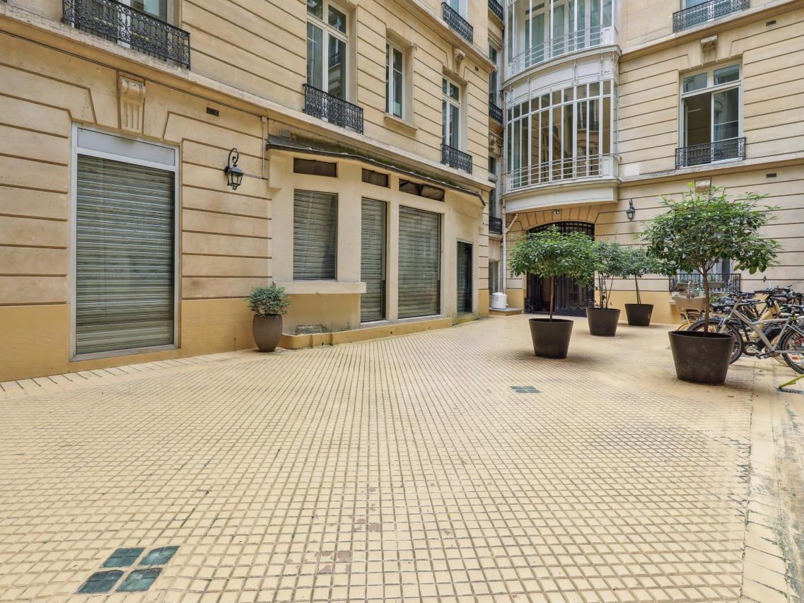 88 m² pour ce bureaux en location à Paris
