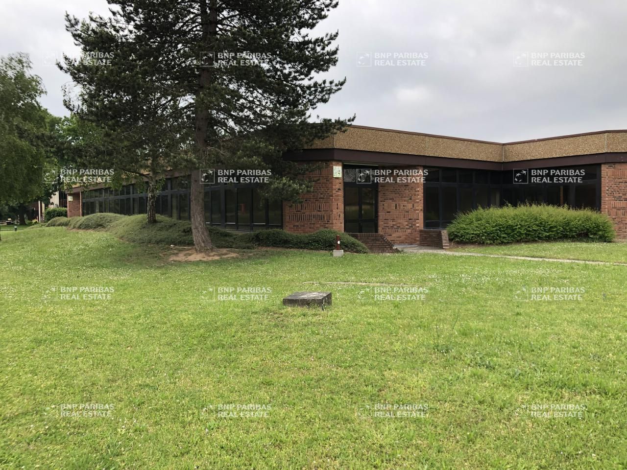 431 m² pour ce bureaux en location à Lingolsheim