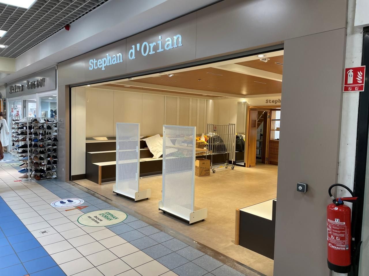 Location Local commercial 75 m² non divisibles 83580 Gassin