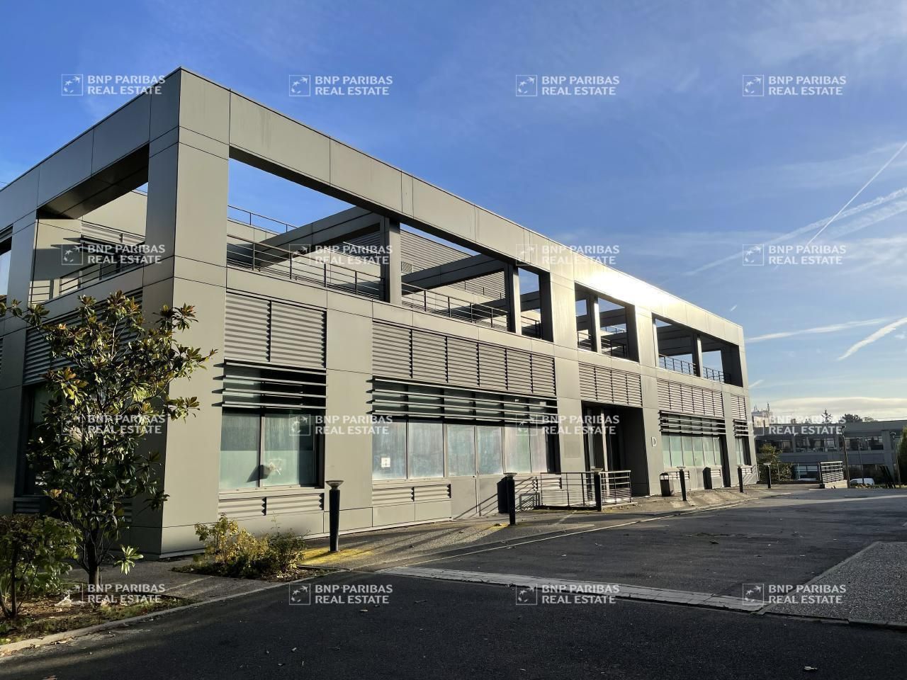 Location Bureaux 1470 m² divisibles 92220 Bagneux