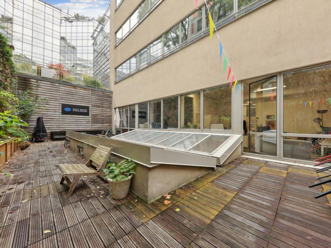 Location Bureaux 665 m² non divisibles 75008 Paris