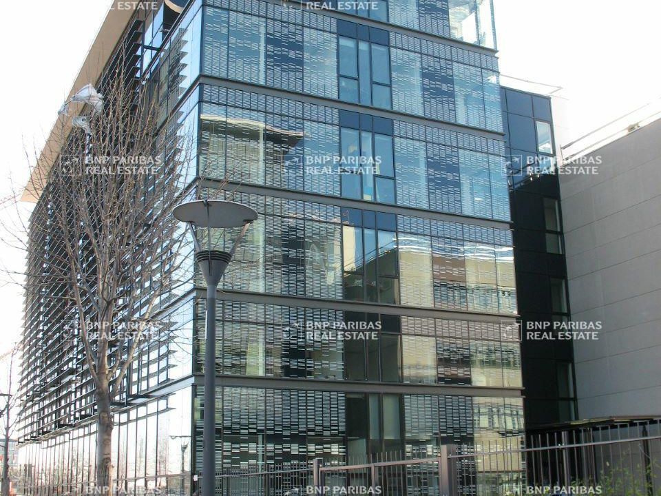 1185 m² pour ce bureaux en location à Lyon