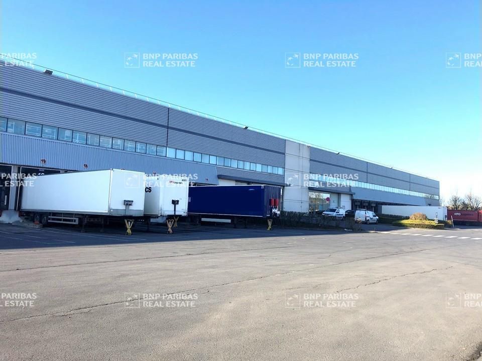 Location Entrepôts classe A 19812 m² non divisibles 60330 Le plessis-belleville