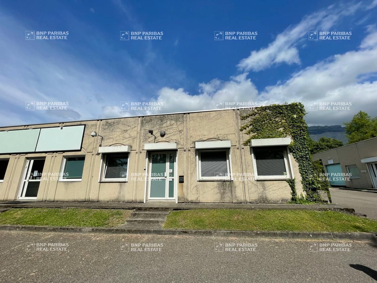 Location Bureaux 151.4 m² non divisibles 38240 Meylan