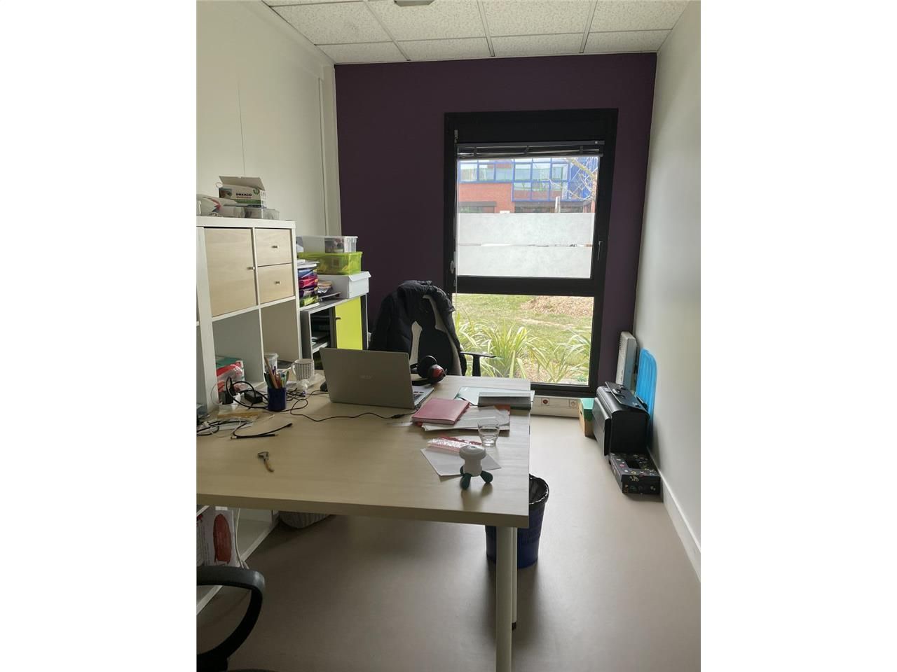 218 m² pour ce bureaux en vente à Saint gregoire