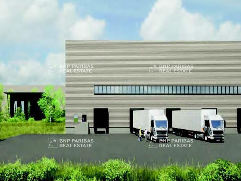 37630 m² pour cetentrepôts classe a en location à Illange