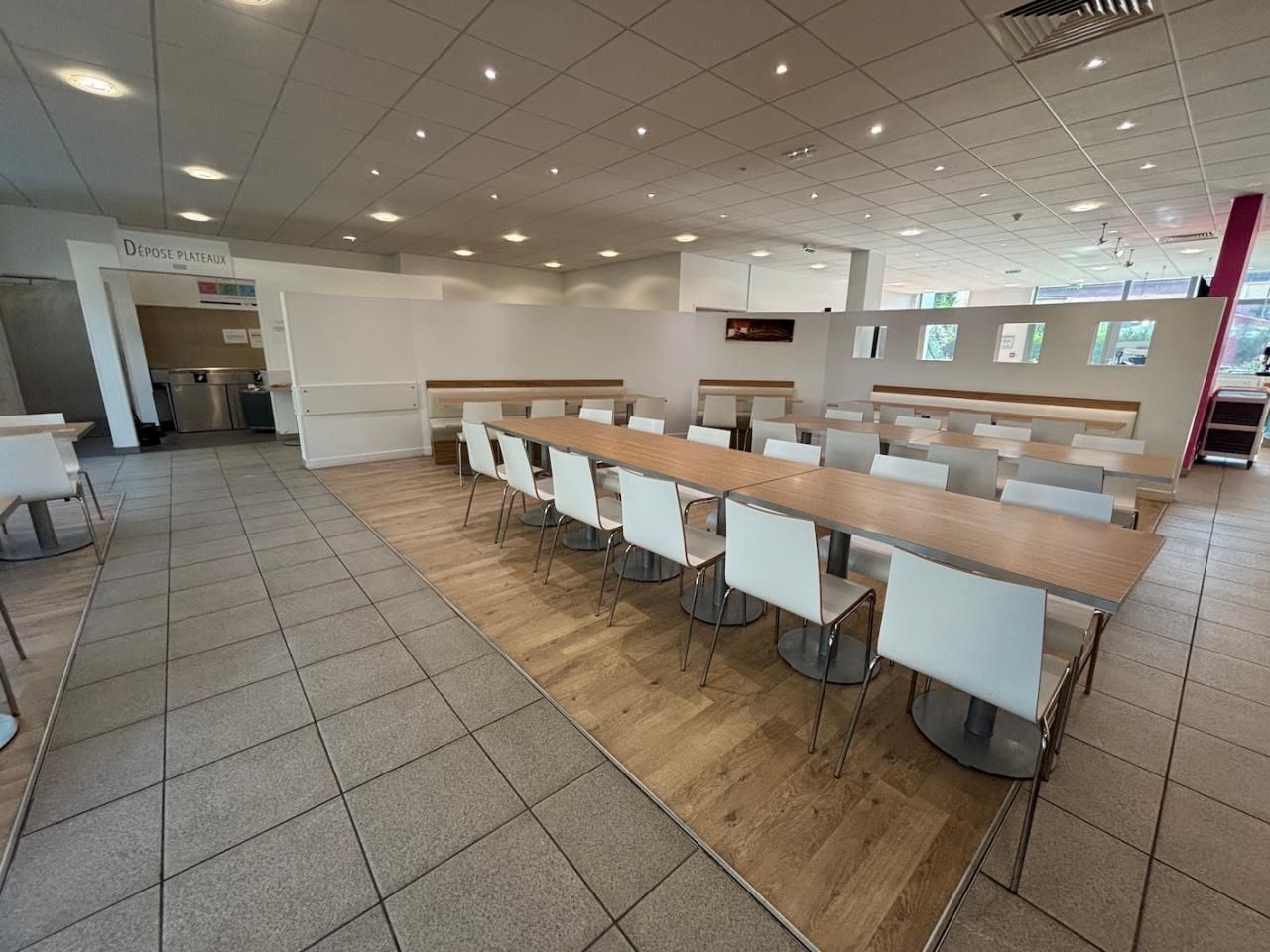 10639.6 m² pour ce bureaux en location à Bagneux