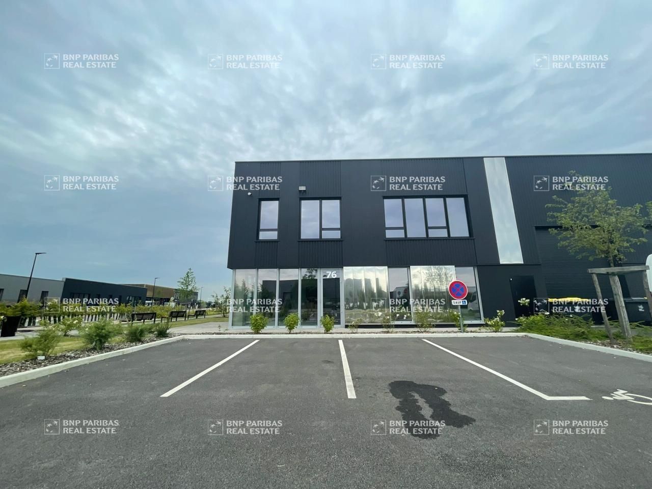 Location Activité 1289 m² divisibles 59710 Avelin