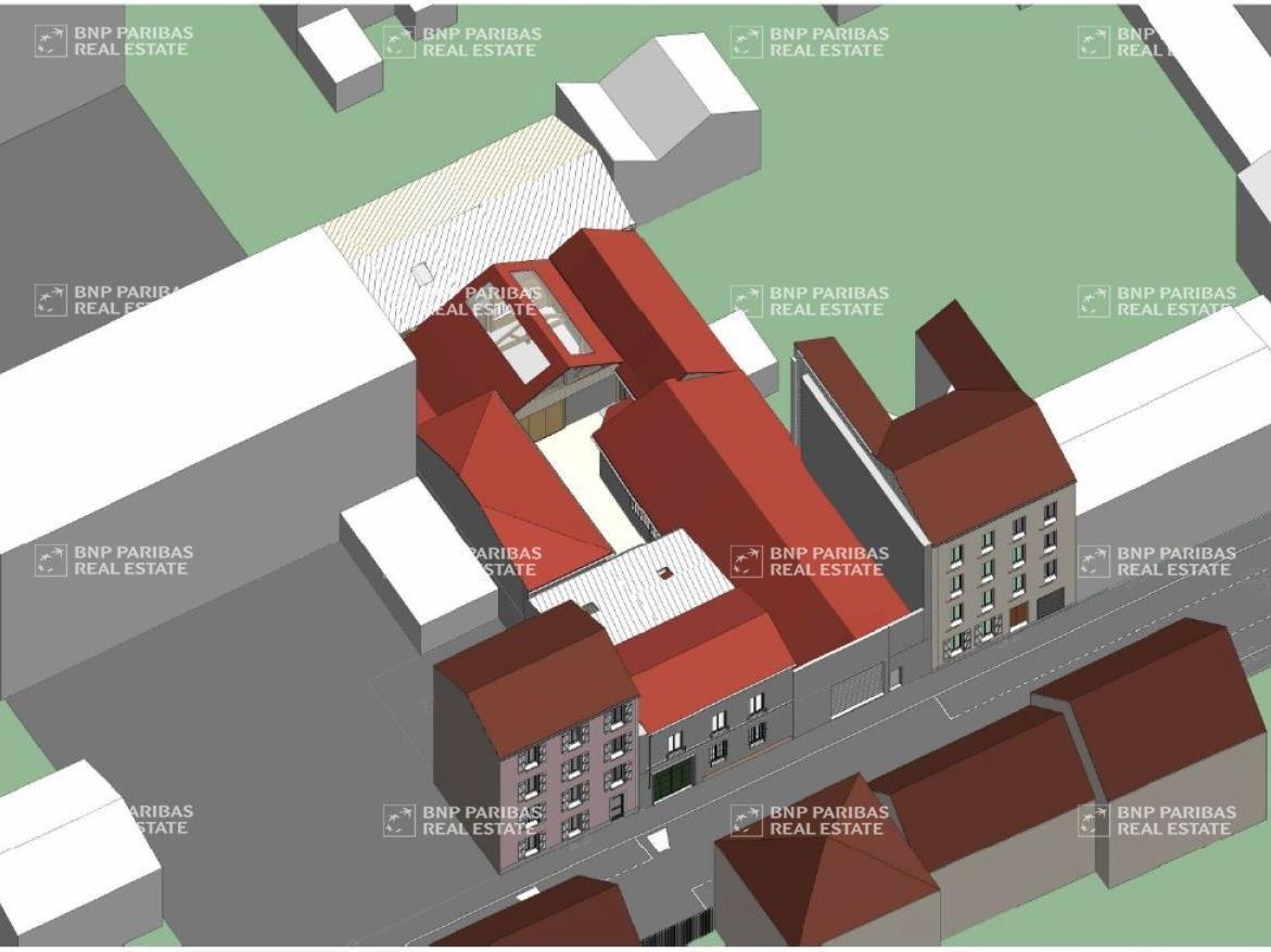 721.76 m² pour ce mixtes en location à Alfortville