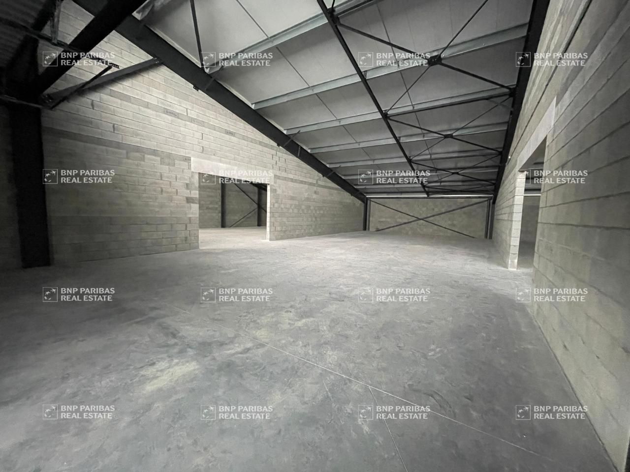 750 m² pour ce activité en location à La bouexiere