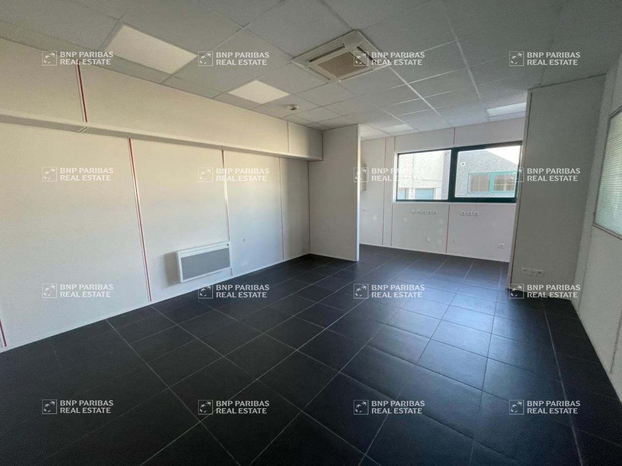 874 m² pour ce activité en location à Seclin