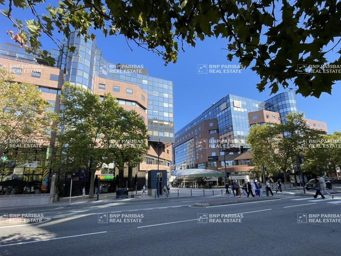 2076 m² pour ce bureaux en location à Toulouse