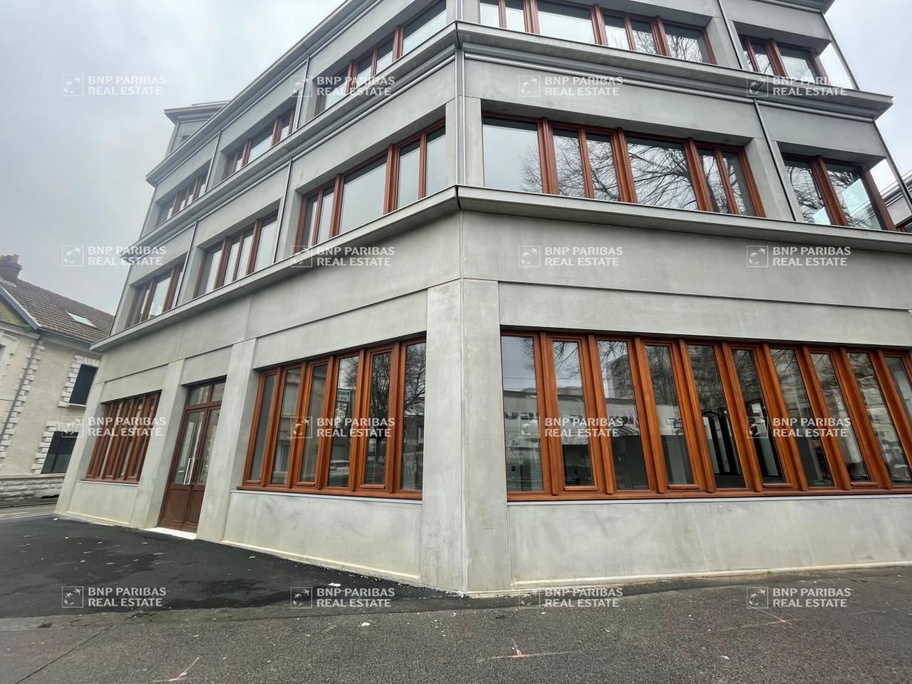 Location Local commercial 219 m² non divisibles 44200 Nantes