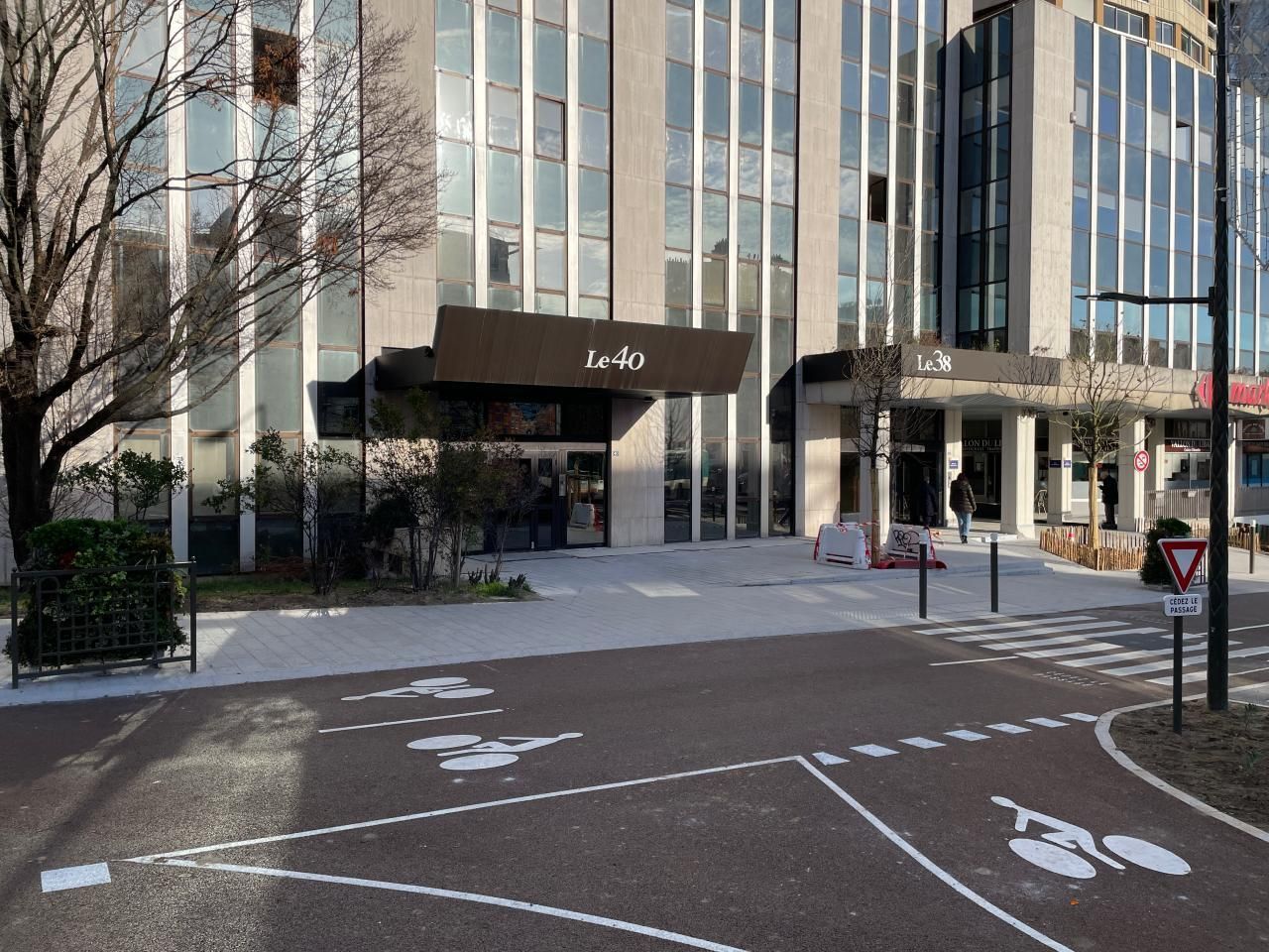 522 m² pour ce bureaux en location à Suresnes