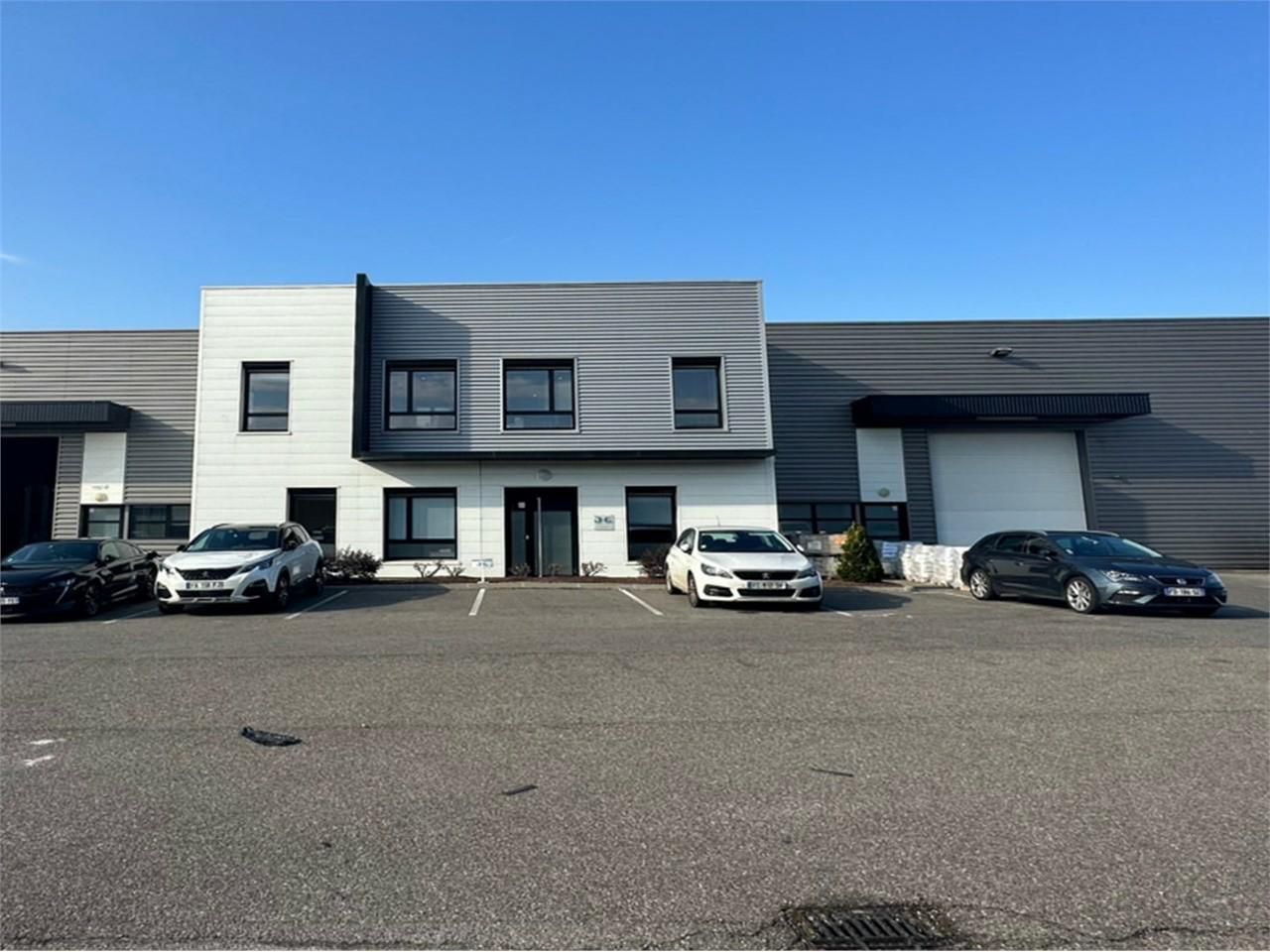 Location Activité 267 m² non divisibles 69780 Mions