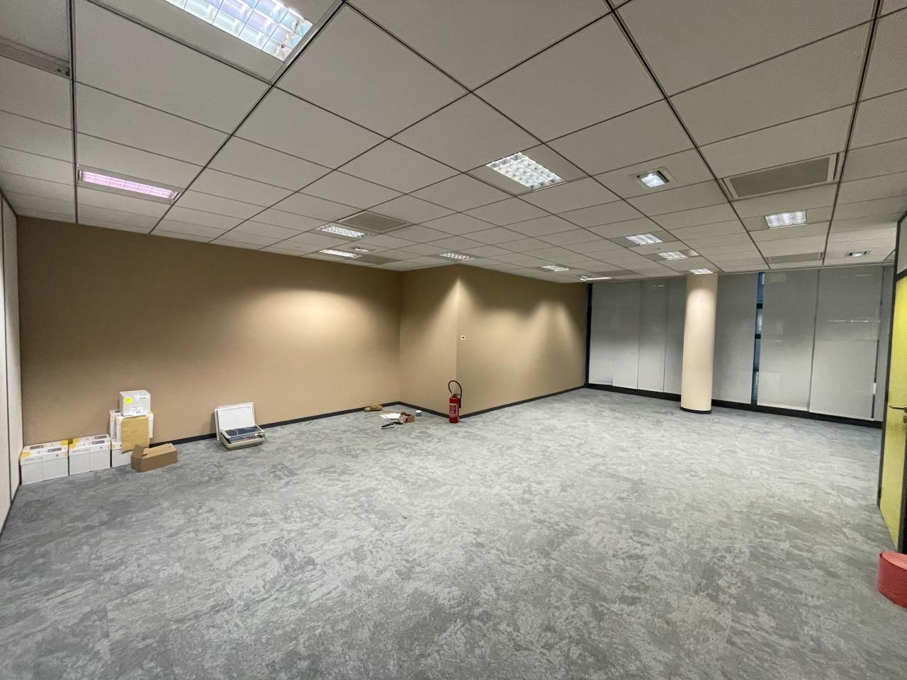 500.06 m² pour ce bureaux en location à Rouen
