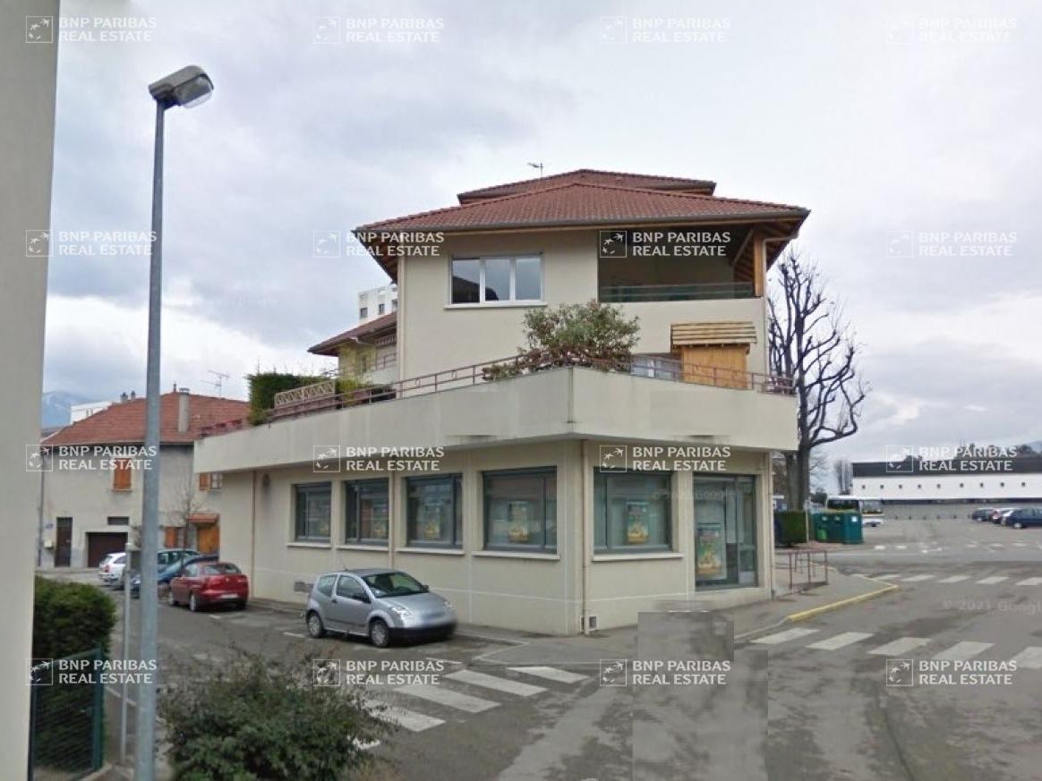 Location Bureaux 154 m² non divisibles 38420 Domène