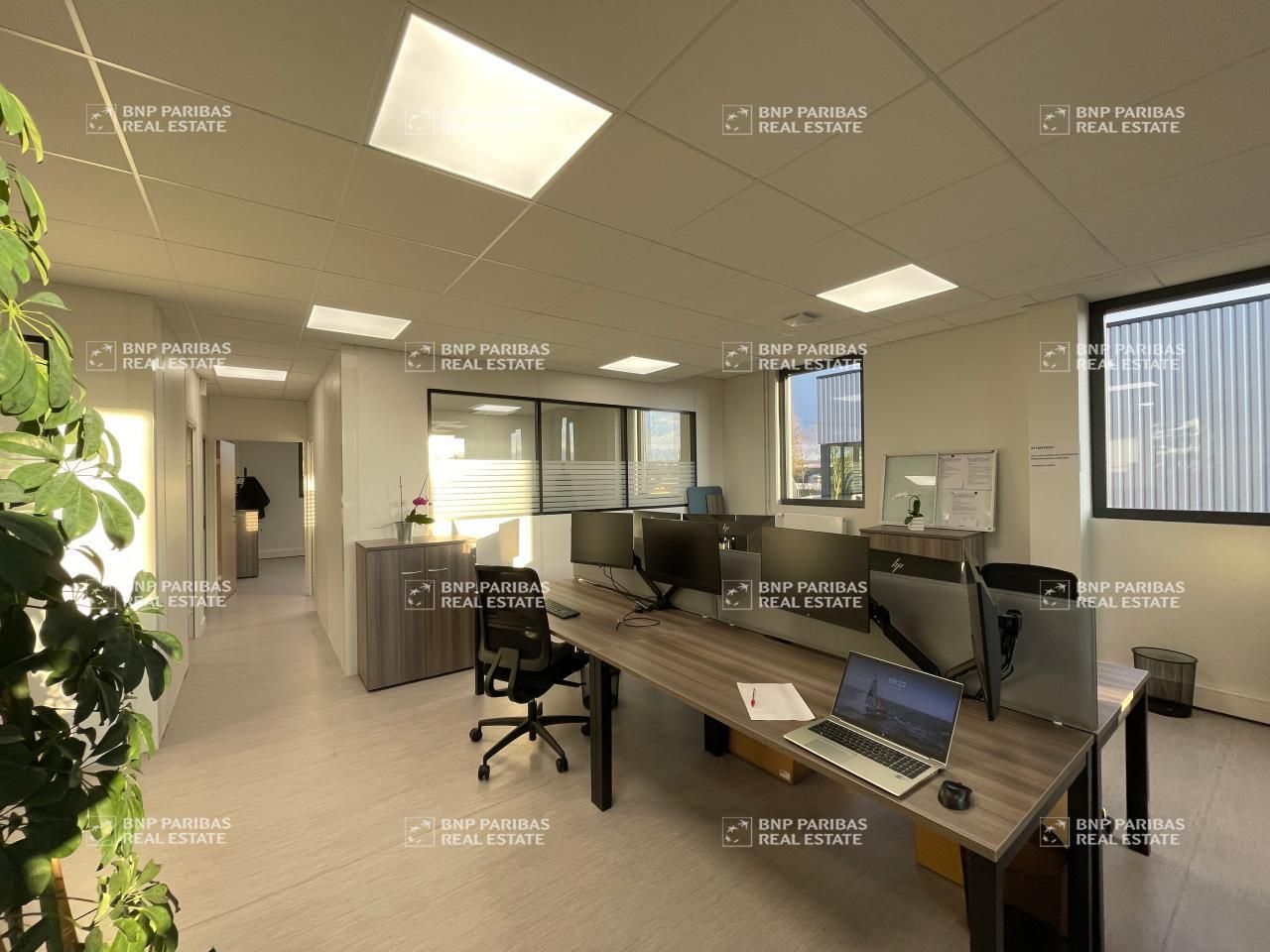 Location Bureaux 463 m² divisibles 76140 Le petit-quevilly