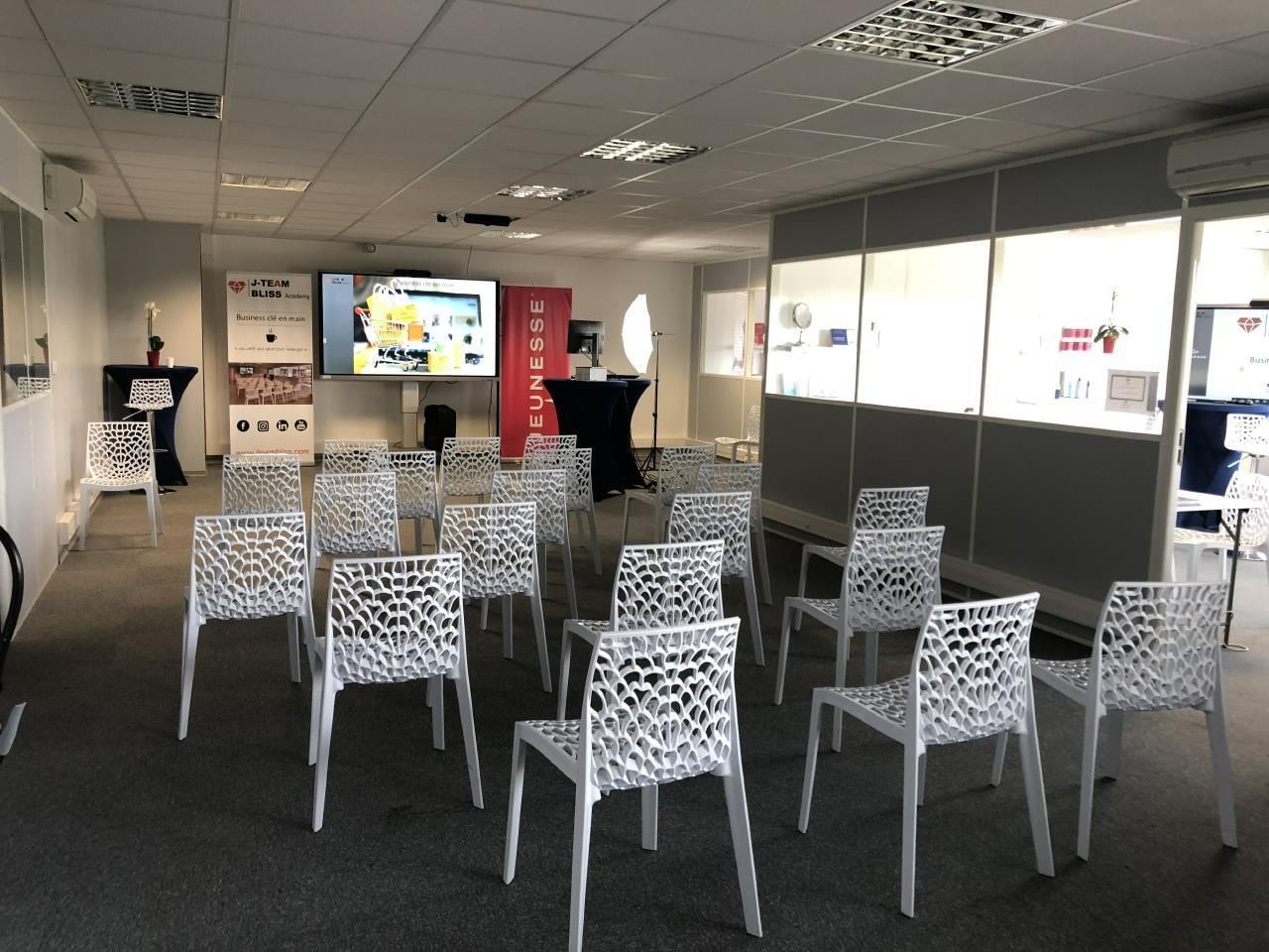 315 m² pour ce bureaux en location à Castelnau-d'estrétefonds