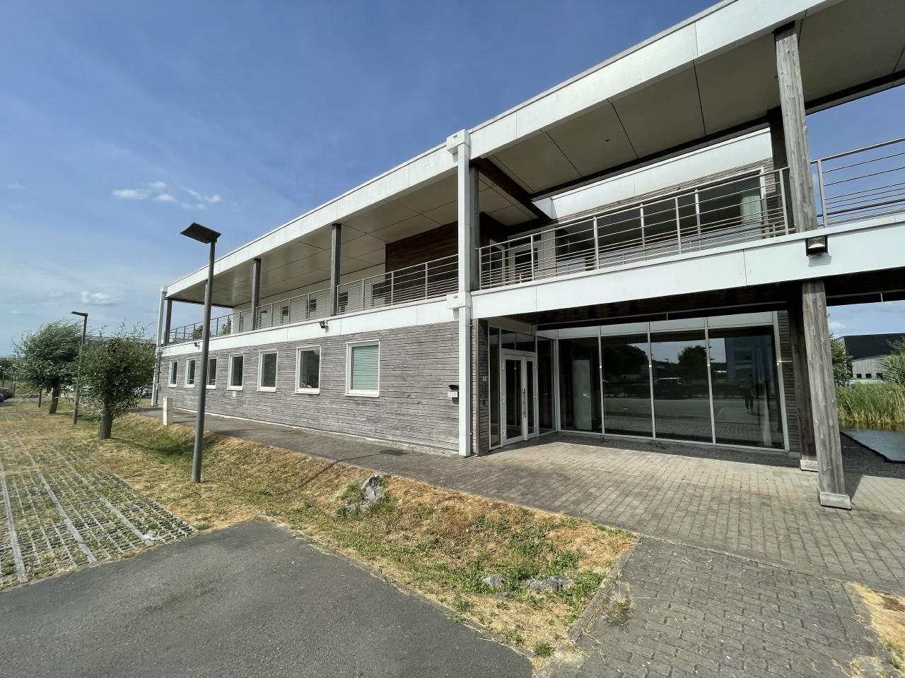 356.38 m² pour ce bureaux en vente à Sainghin-en-mélantois