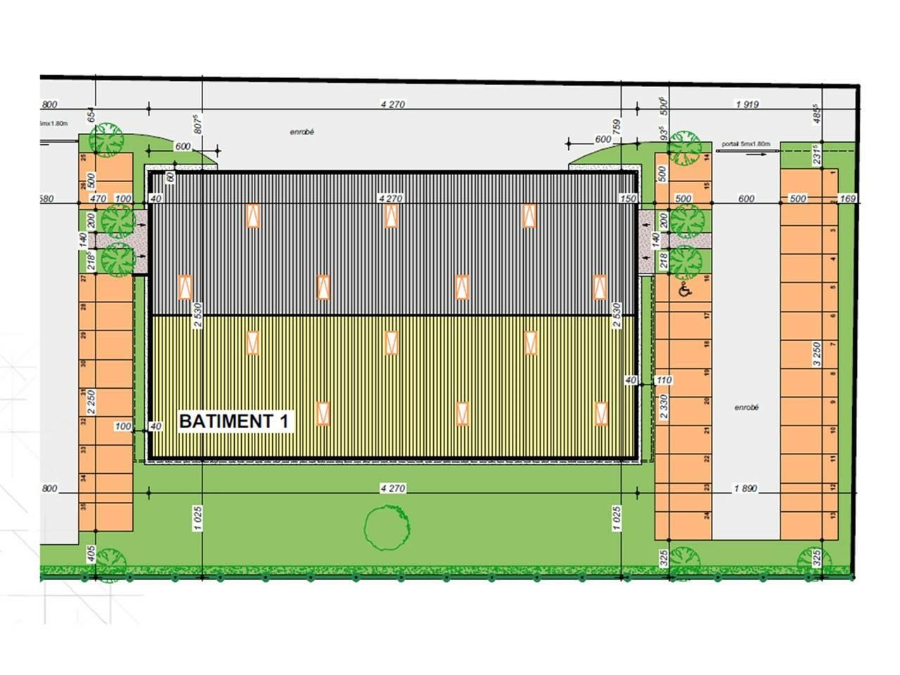 1950 m² pour ce mixtes en location à Arnas