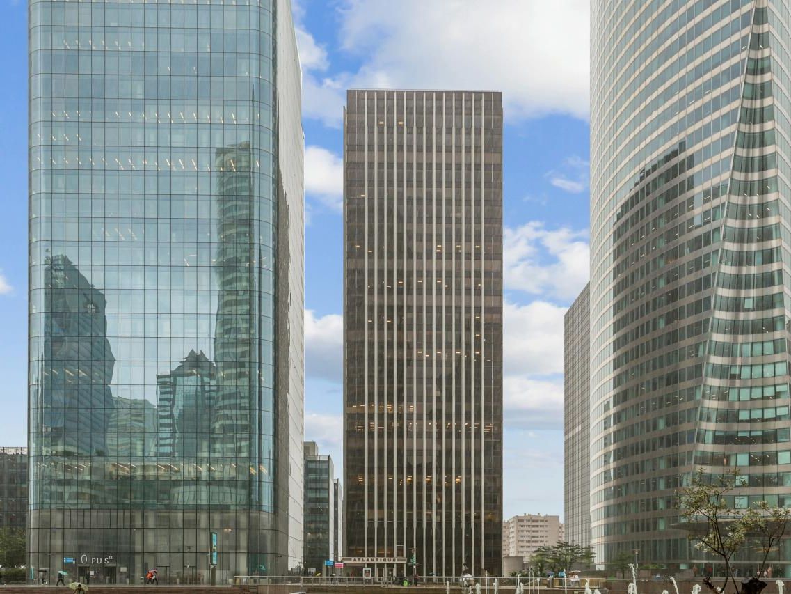 Location Bureaux 880 m² divisibles 92800 Puteaux