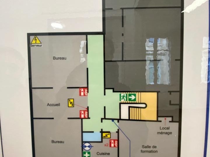 110 m² pour ce bureaux en location à Bordeaux