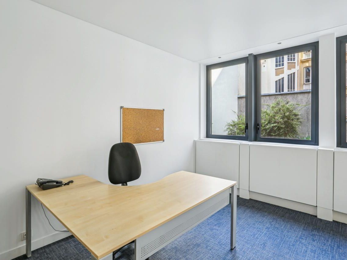 Location bureaux à Paris 75008