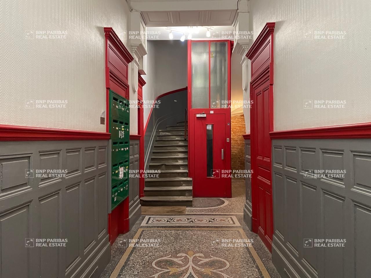 130 m² pour ce bureaux en location à Toulouse