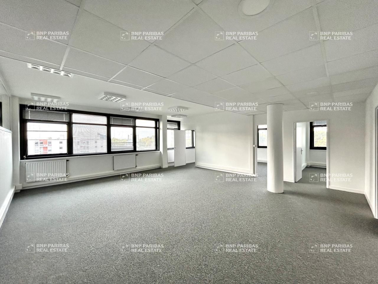 143 m² pour ce bureaux en location à Rennes