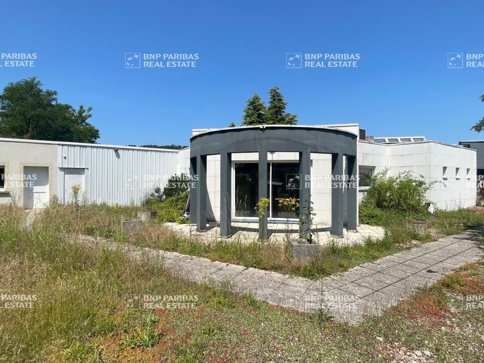 301.54 m² pour ce bureaux en vente à Custines
