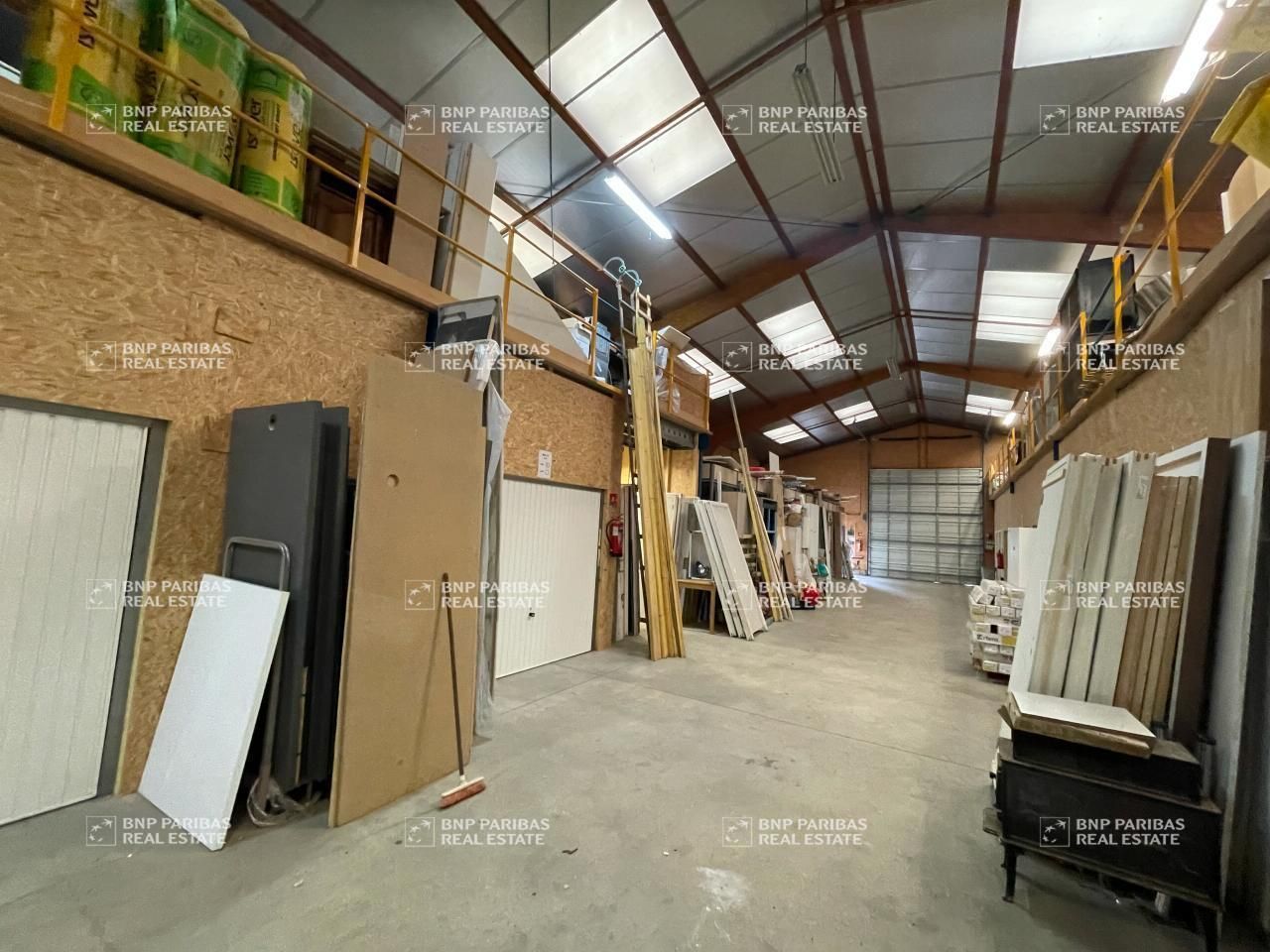 450 m² pour ce activité en vente à Betton