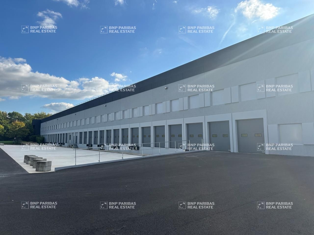 Location Entrepôts classe C 8000 m² non divisibles 91090 Lisses