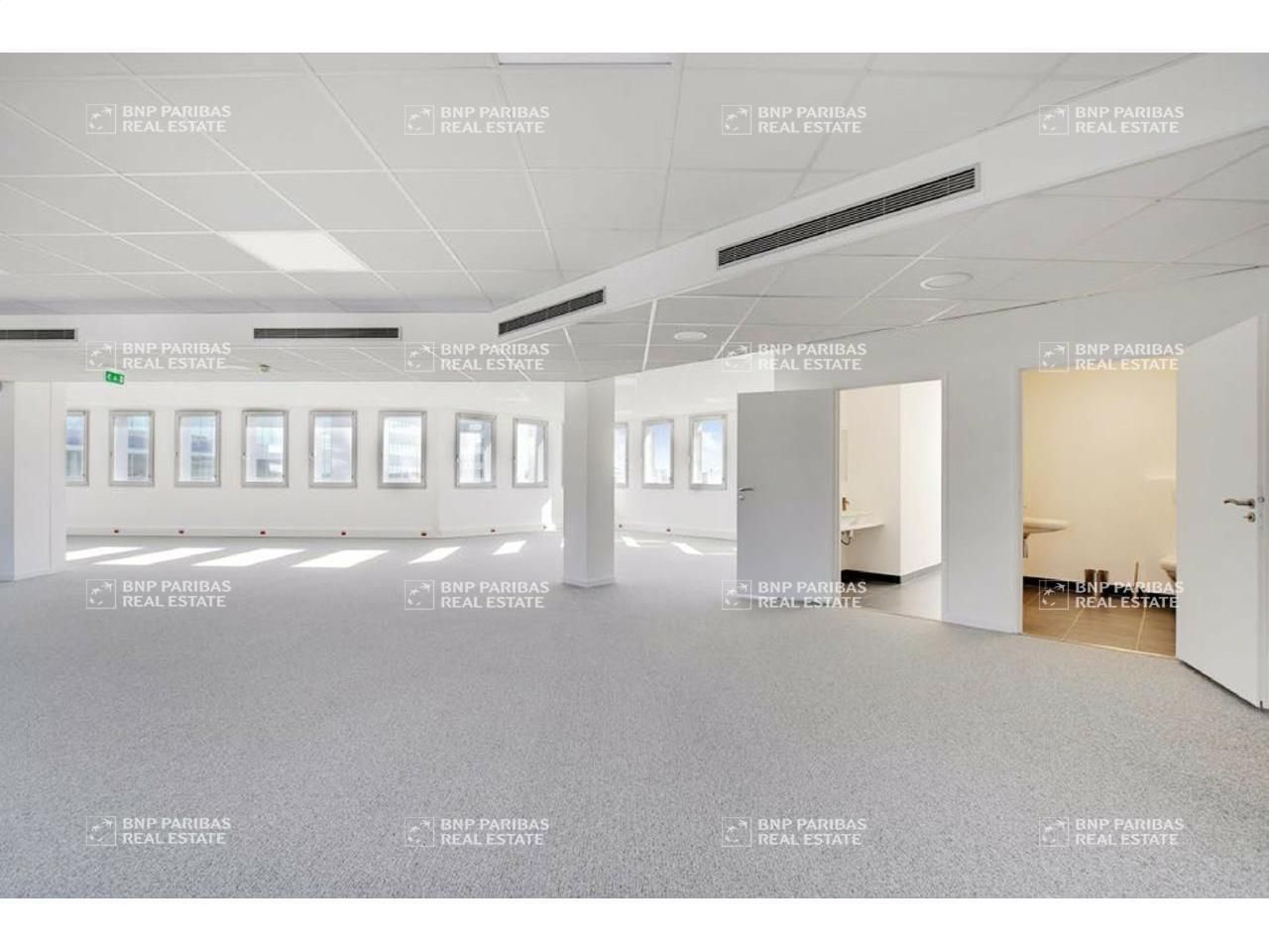 580.38 m² pour ce bureaux en vente à Colombes