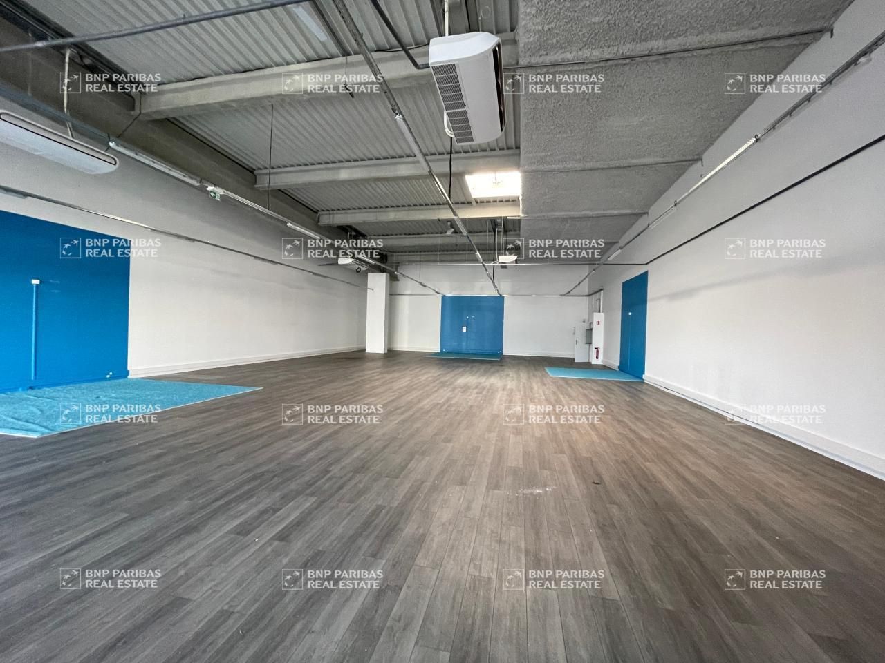 446 m² pour ce activité en location à Biganos
