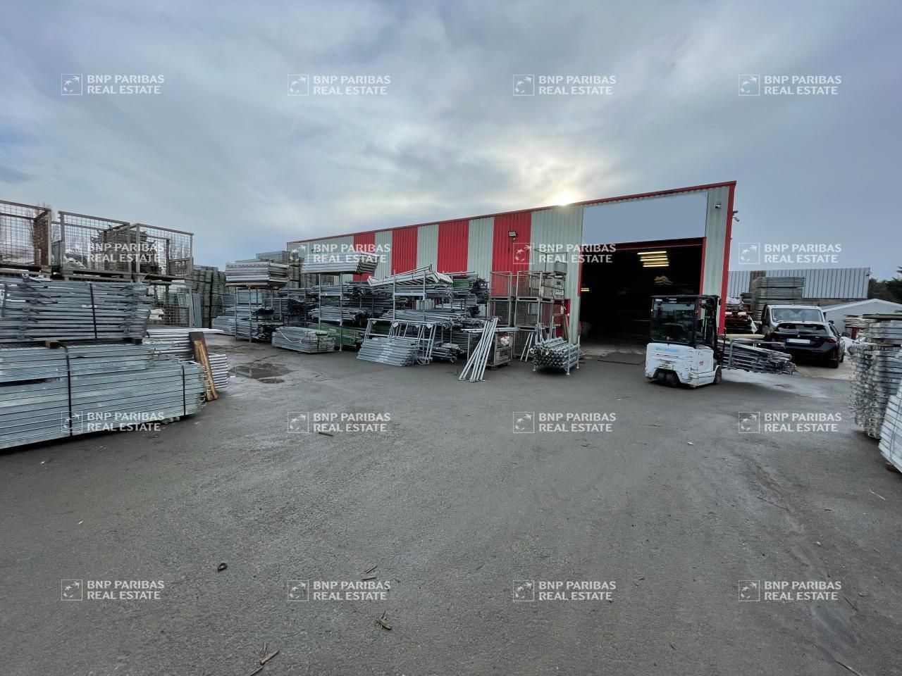 Vente Activité 649 m² non divisibles 91480 Varennes-jarcy